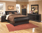 J&M Furniture - Ashley Furniture - Huey Vineyard Queen Sleigh Bed, Dresser, Mirror, Chest, and 2 Nightstands - Queen Sleigh Bed, Dresser, Mirror, Chest, and 2 Nightstands - B128B36